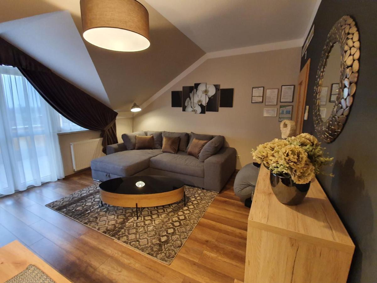 Birdland Panorama Apartman Bük Buitenkant foto